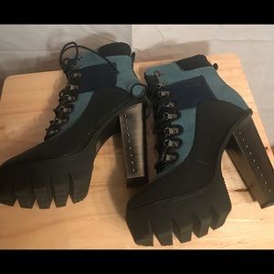 Bumper Laced Platform Heel Boots